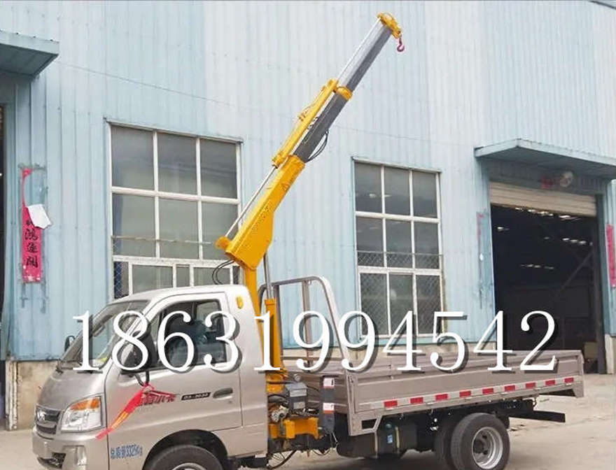 新郑市随车吊机悬臂吊搬运全地形履带吊随车吊机包安装轻卡新郑市车载液压升降机